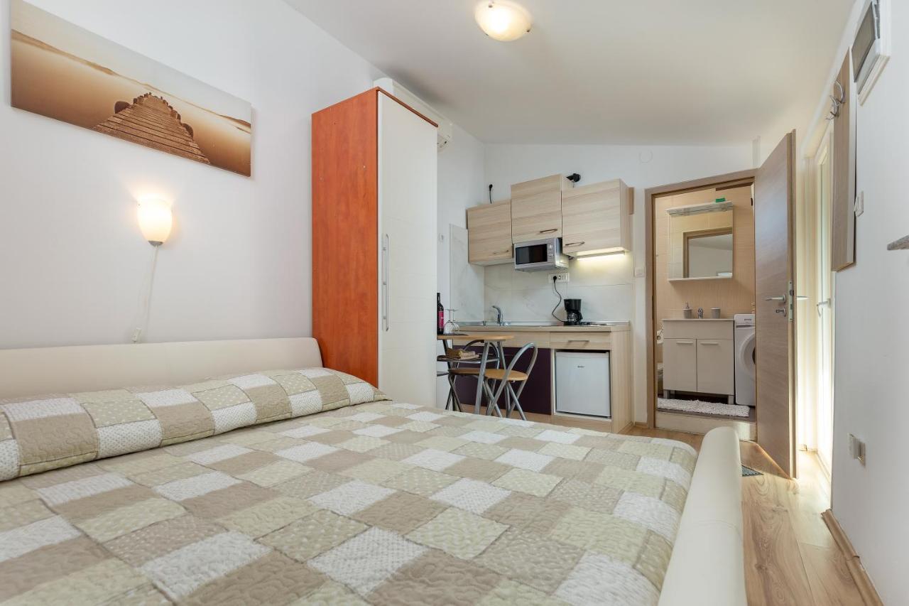 Apartments Elita Rovinj Luaran gambar