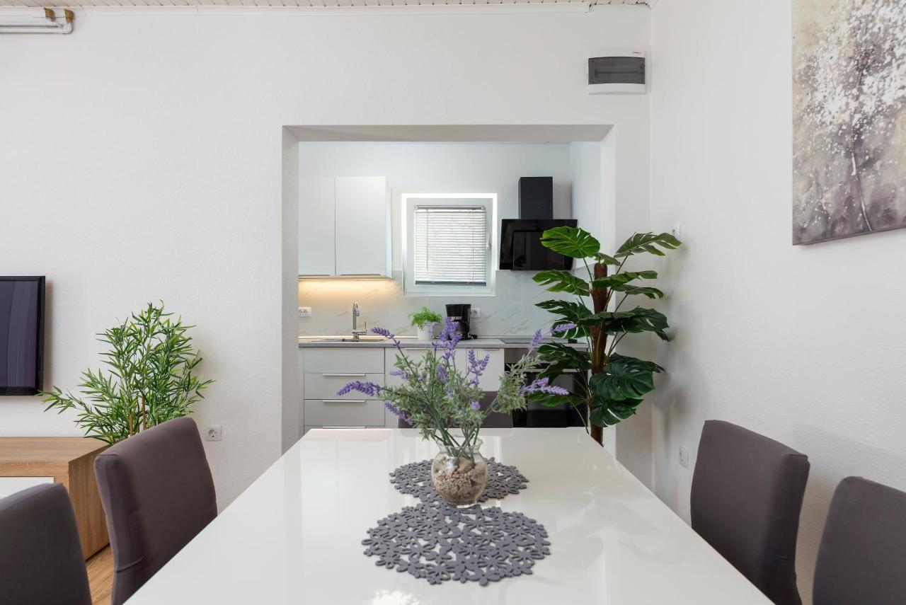 Apartments Elita Rovinj Luaran gambar