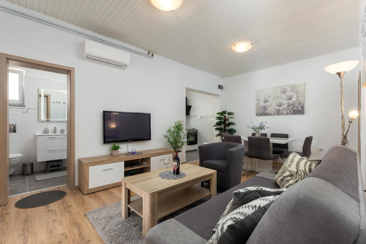 Apartments Elita Rovinj Luaran gambar